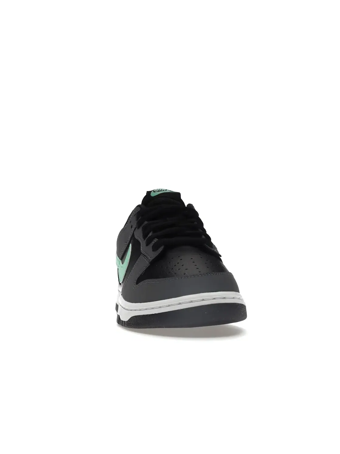 Мужские кроссовки кожаные Nike Dunk Low Retro — изображение 2 из 4