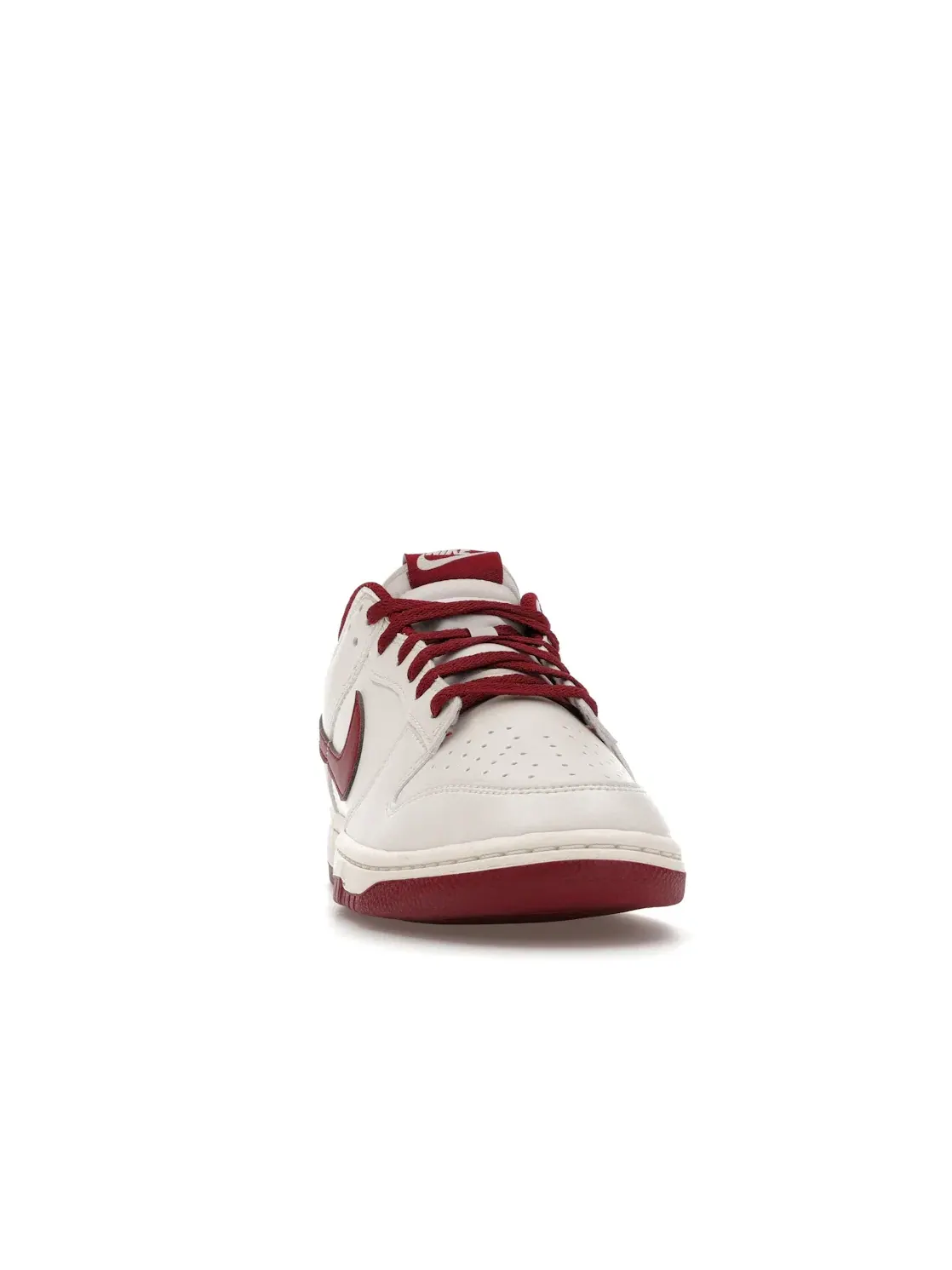 Мужские кроссовки кожаные Nike Dunk Low Retro — изображение 2 из 4, красный