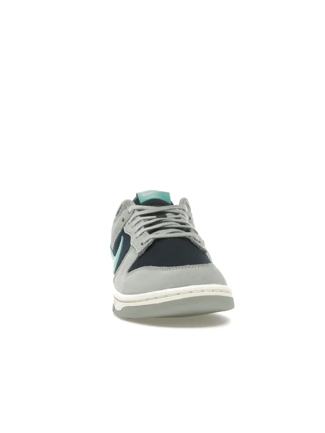 Мужские кроссовки повседневные Nike Dunk Low Retro Premium — изображение 2 из 4, светлый/темный//зеленый