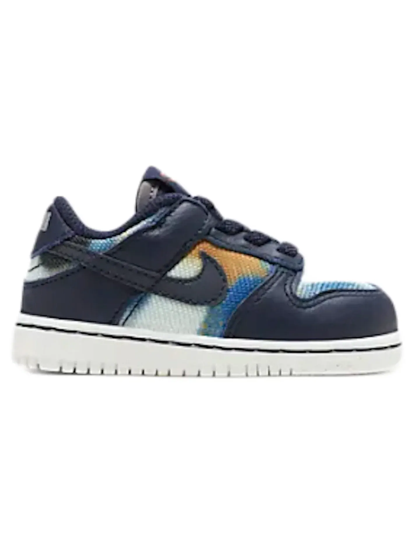 Детские кроссовки Lifestyle Nike Dunk Low Retro PRM — изображение 1 из 1, белый/серый