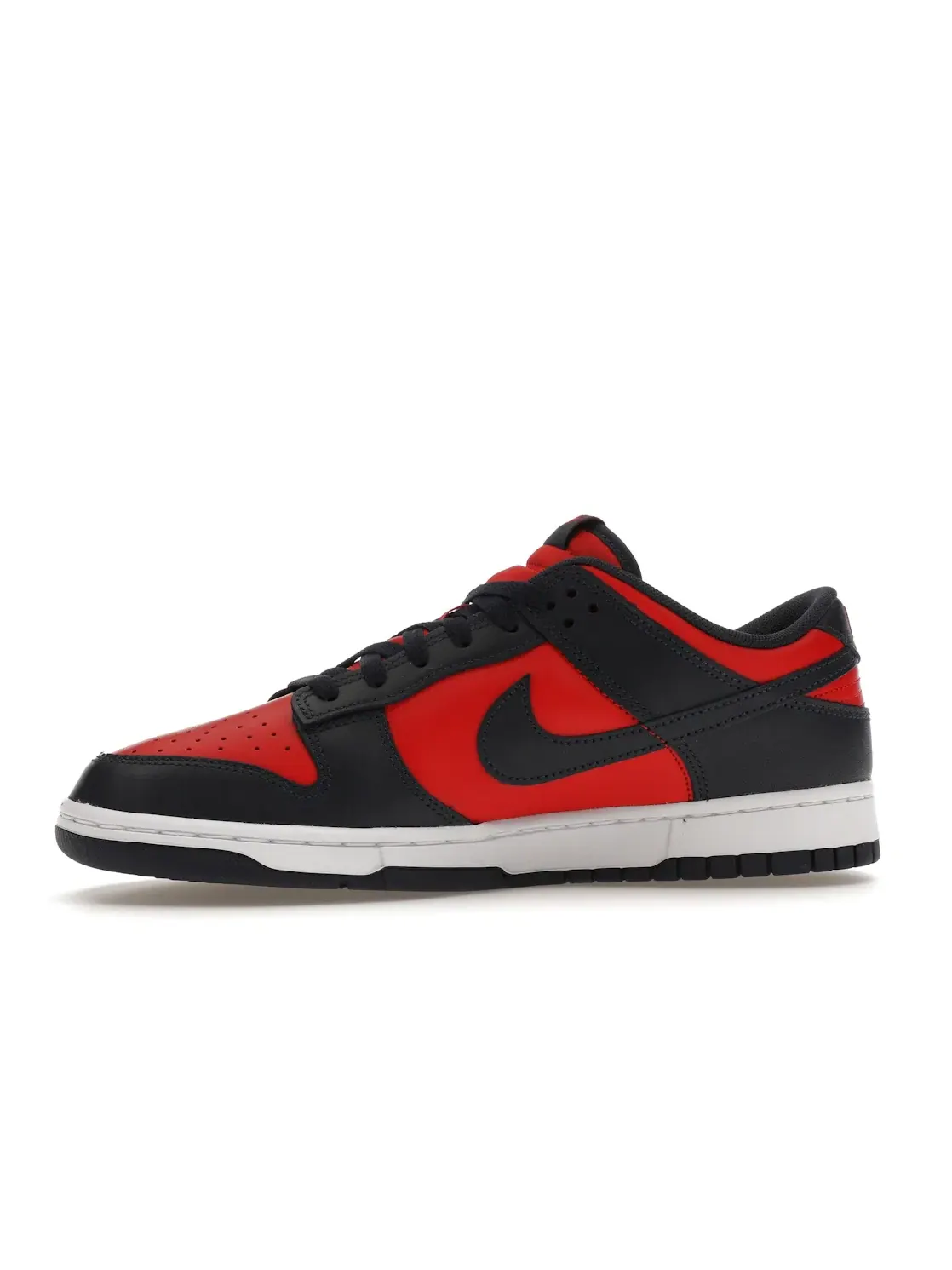 Мужские кроссовки с перфорацией Nike Dunk Low Retro SE CO.JP Nike — изображение 3 из 4, красный//белый