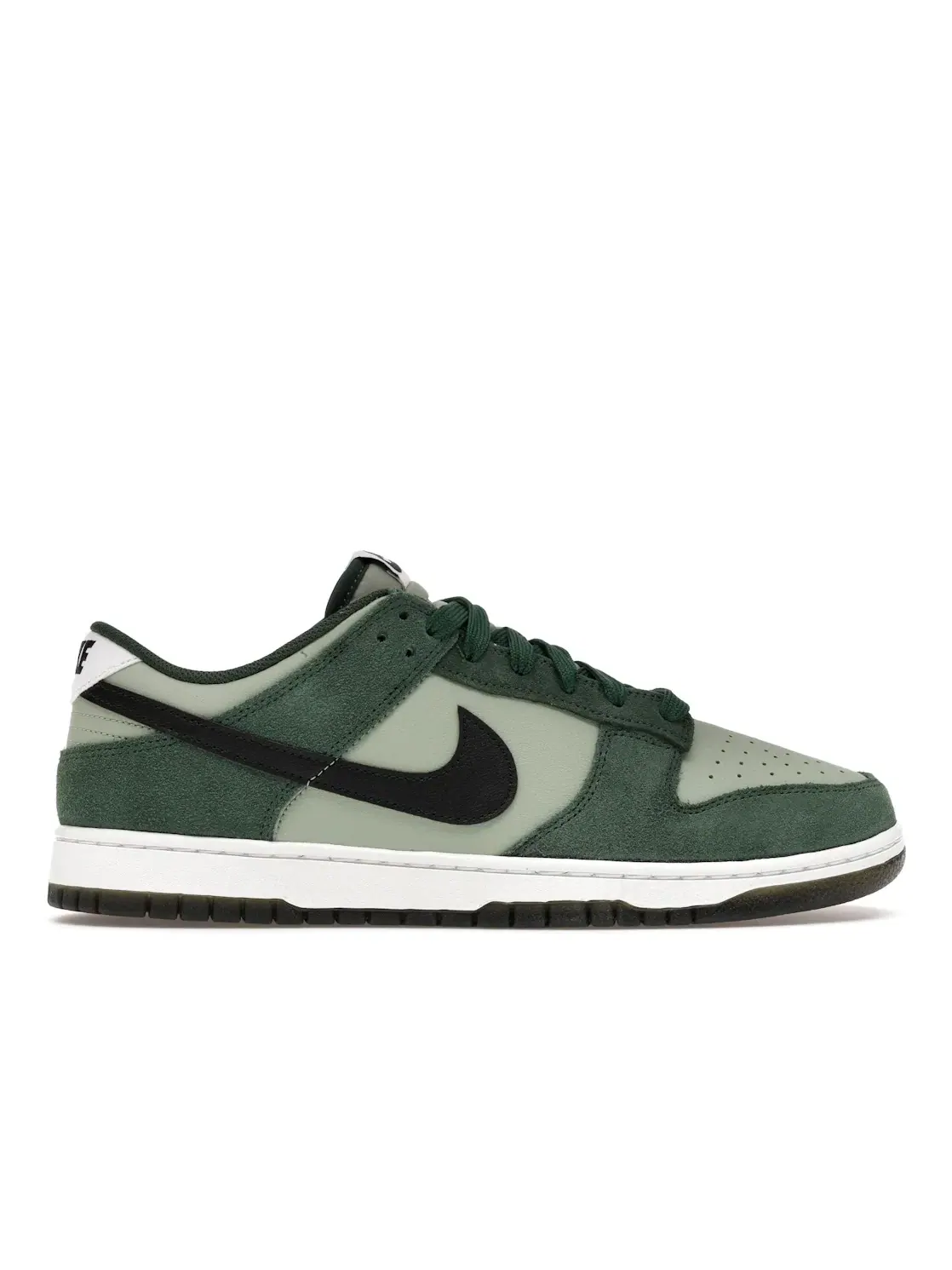 Мужские кроссовки с замшевым и кожаным верхом Nike Dunk Low Retro SE — изображение 1 из 4, белый/черный
