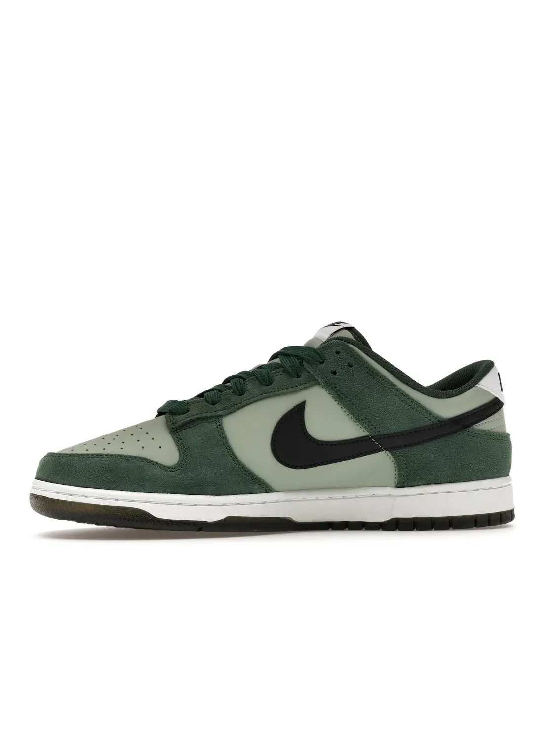 Мужские кроссовки с замшевым и кожаным верхом Nike Dunk Low Retro SE — изображение 3 из 4, белый/черный