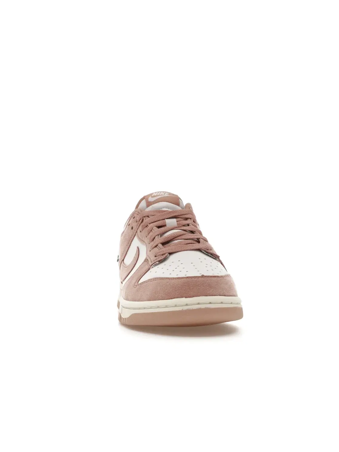Женские кроссовки Lifestyle Nike Dunk Low — изображение 2 из 4
