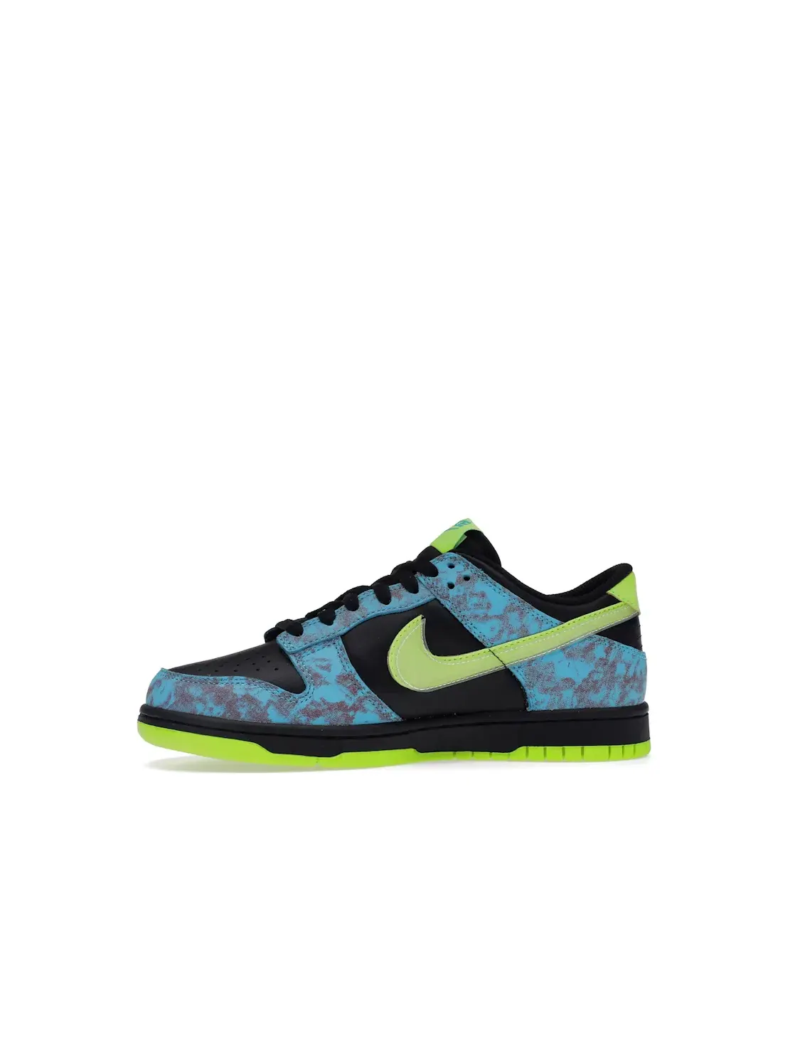 Детские кроссовки Lifestyle с принтом Nike Dunk Low SE Nike — изображение 3 из 4, мульти-/черный/синий