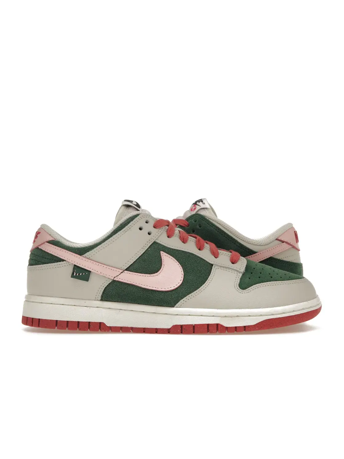 Женские кроссовки Nike Dunk Low SE All Petals United Fir Green — изображение 1 из 4, светлый/розовый