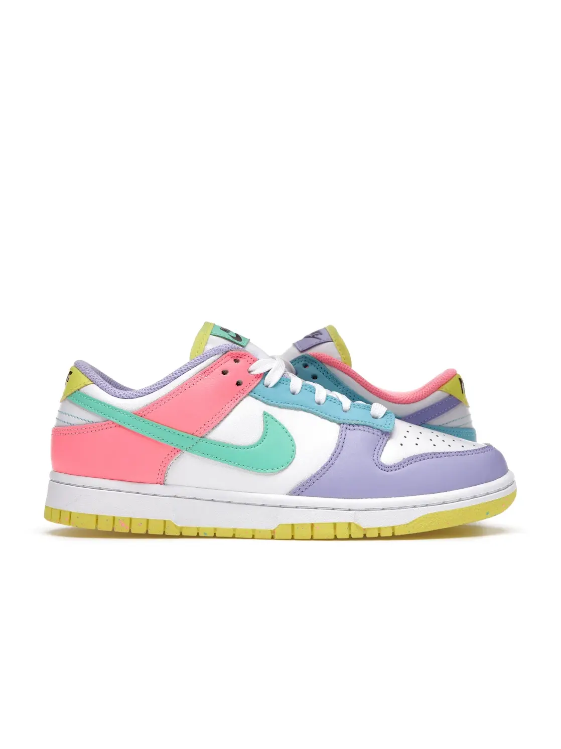 Женские кроссовки Lifestyle Nike Dunk Low SE Easter Candy — изображение 1 из 4, белый/зеленый