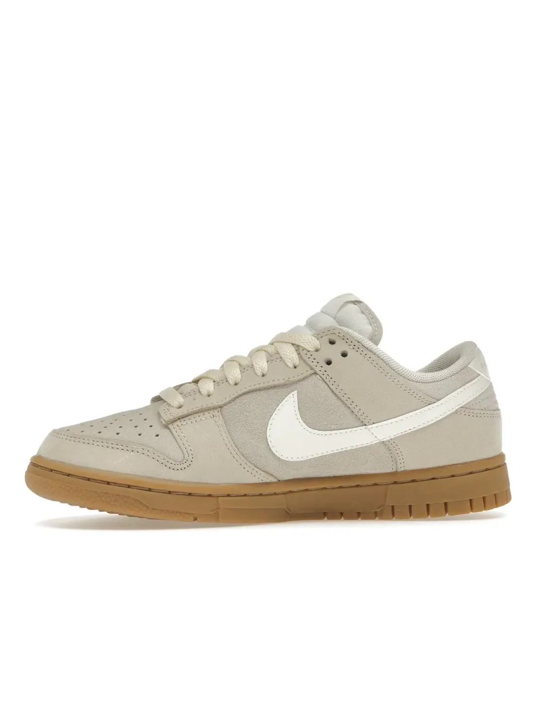 Женские кроссовки с замшевым верхом Nike Dunk Low SE — изображение 3 из 4