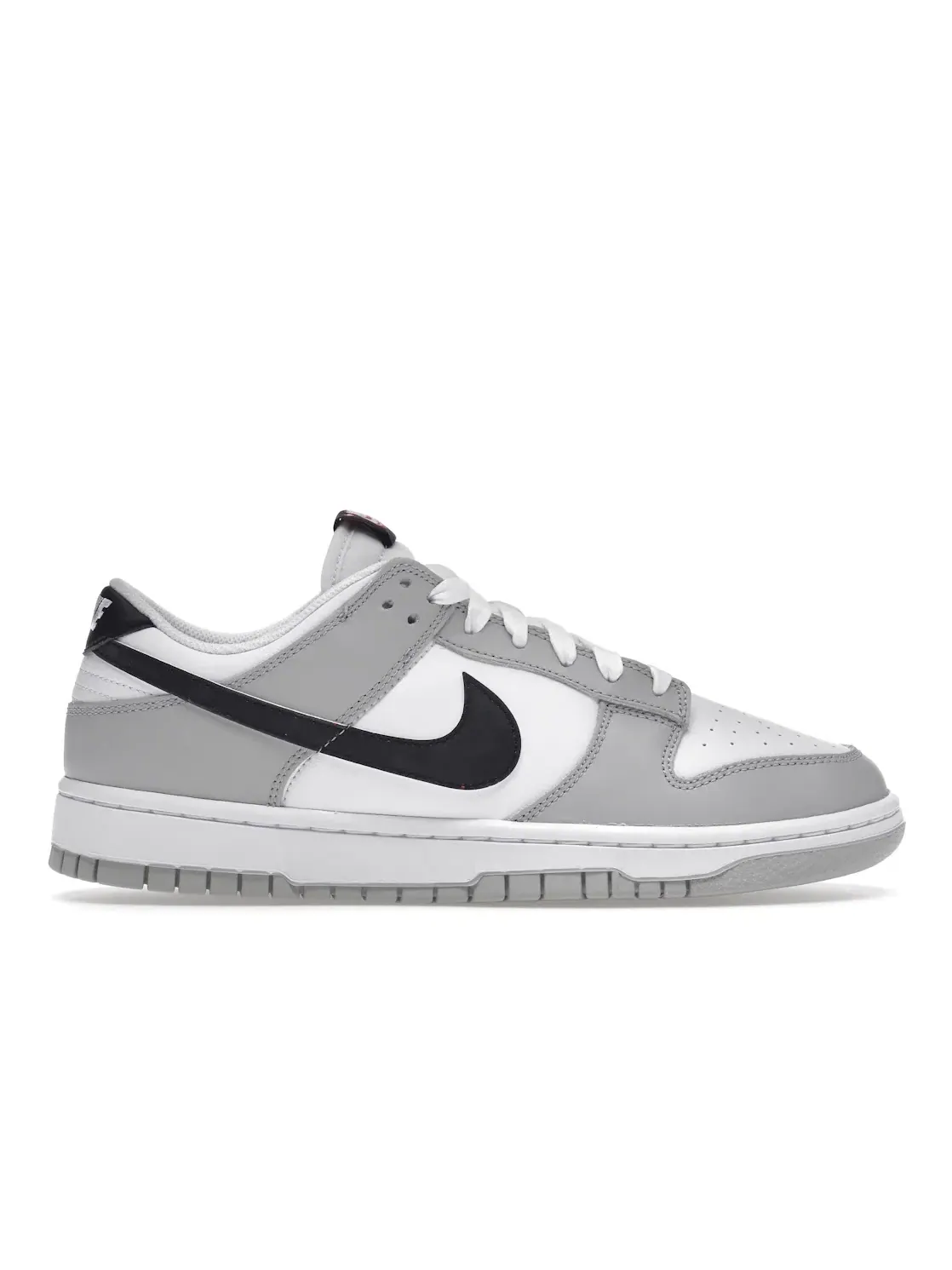 Мужские кроссовки Lifestyle Nike Dunk Low SE — изображение 1 из 4, серый/светлый