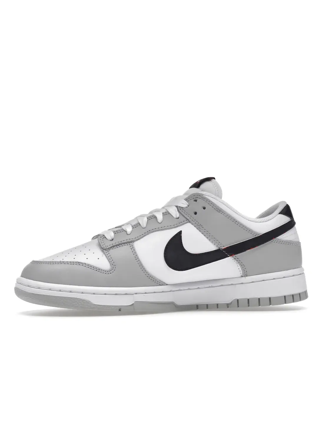 Мужские кроссовки Lifestyle Nike Dunk Low SE — изображение 3 из 4, серый/светлый