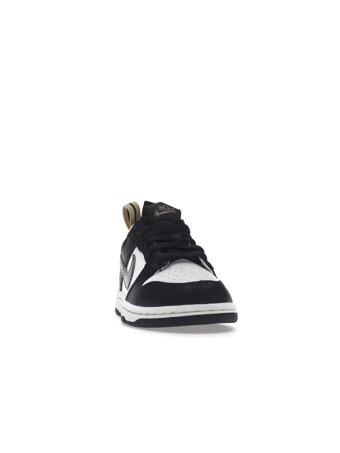 Детские кроссовки Lifestyle Nike Dunk Low SE — изображение 2 из 4, черный/металлик/белый