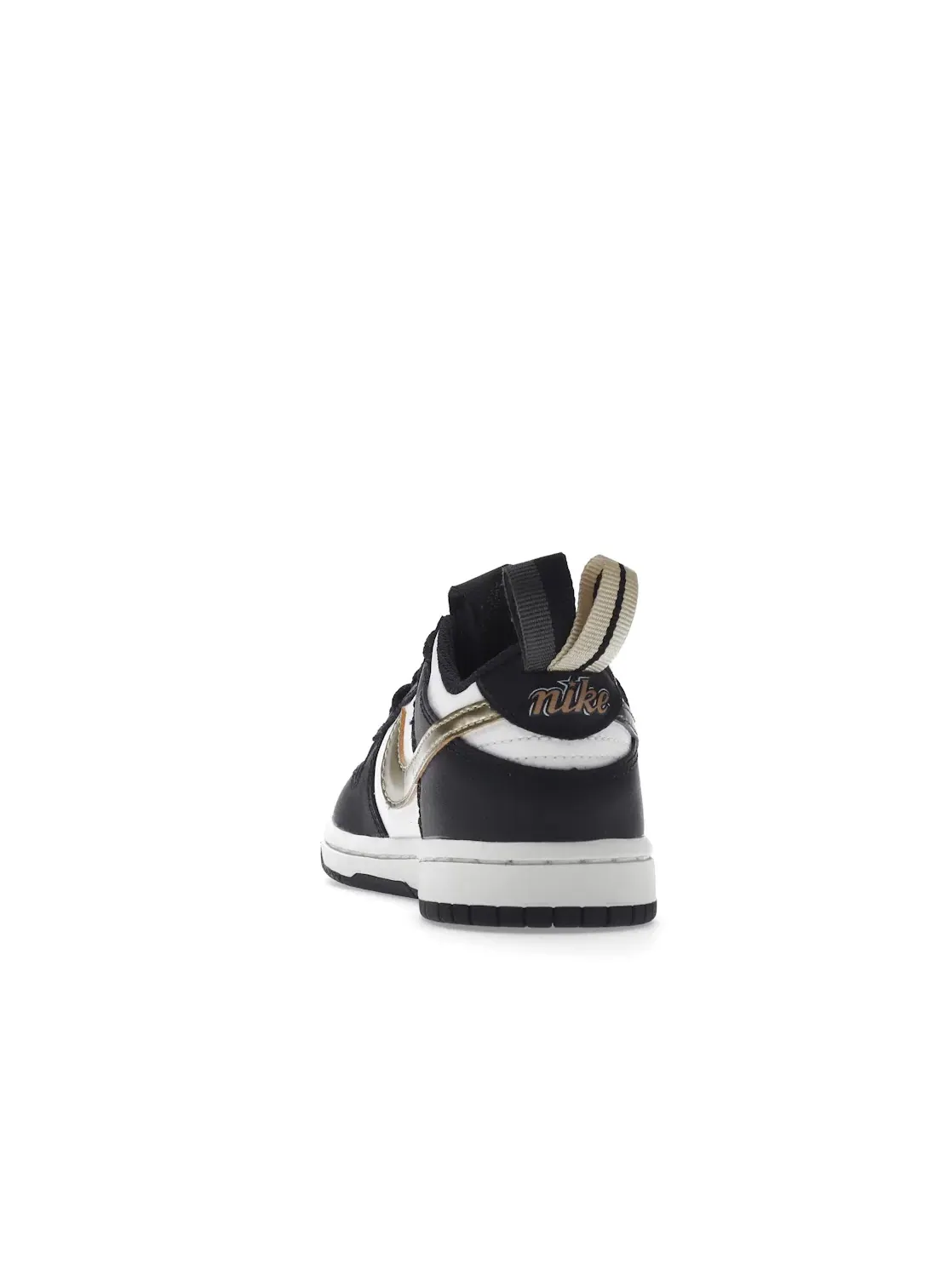 Детские кроссовки Lifestyle Nike Dunk Low SE — изображение 4 из 4, черный/металлик/белый