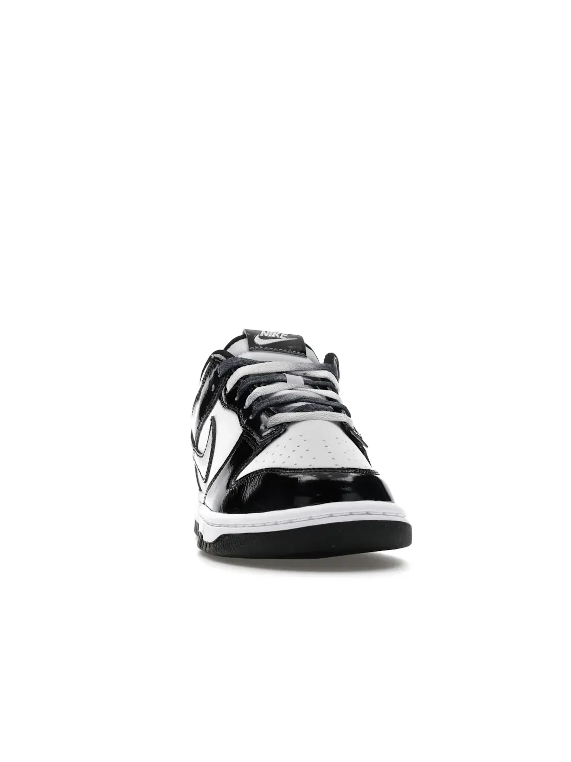 Мужские кроссовки Lifestyle Nike Dunk Low SE — изображение 2 из 4, белый/черный/черный