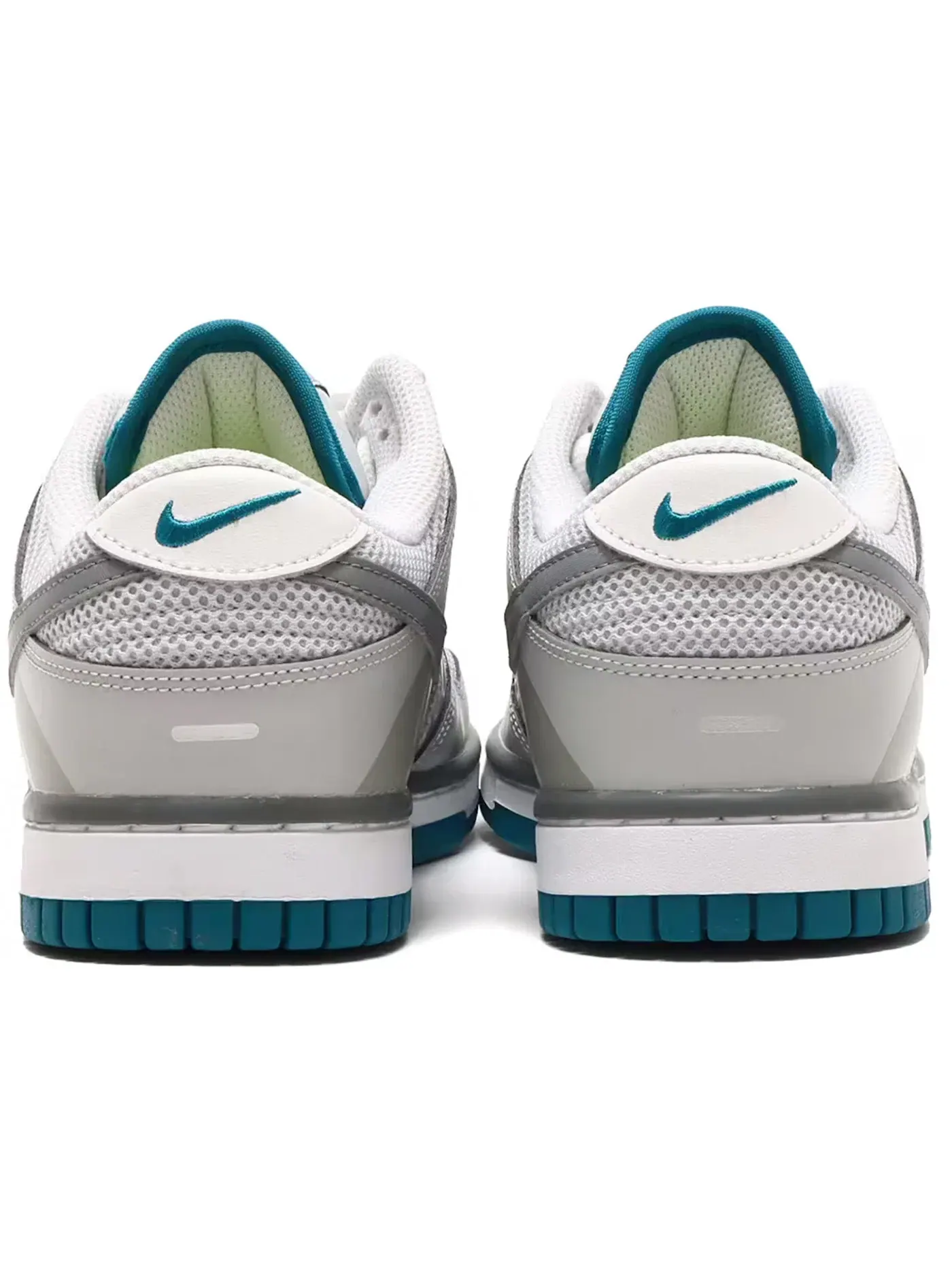 Женские кроссовки Lifestyle Nike Dunk Low SE — изображение 4 из 4, серый/серый