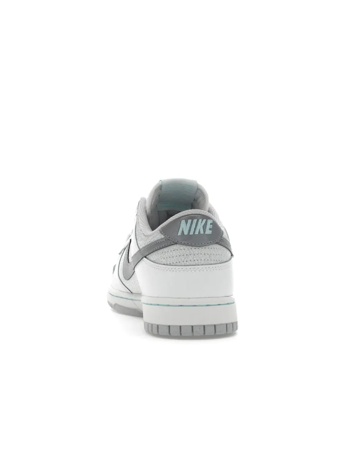 Мужские кроссовки с зимним дизайном Nike Dunk Low SE — изображение 4 из 4
