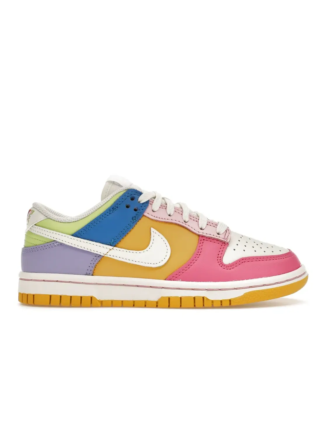 Женские кроссовки Nike Dunk Low Solar Flare Multi-Color, Sail/Sail/Solar Flare/Sail — изображение 1 из 4