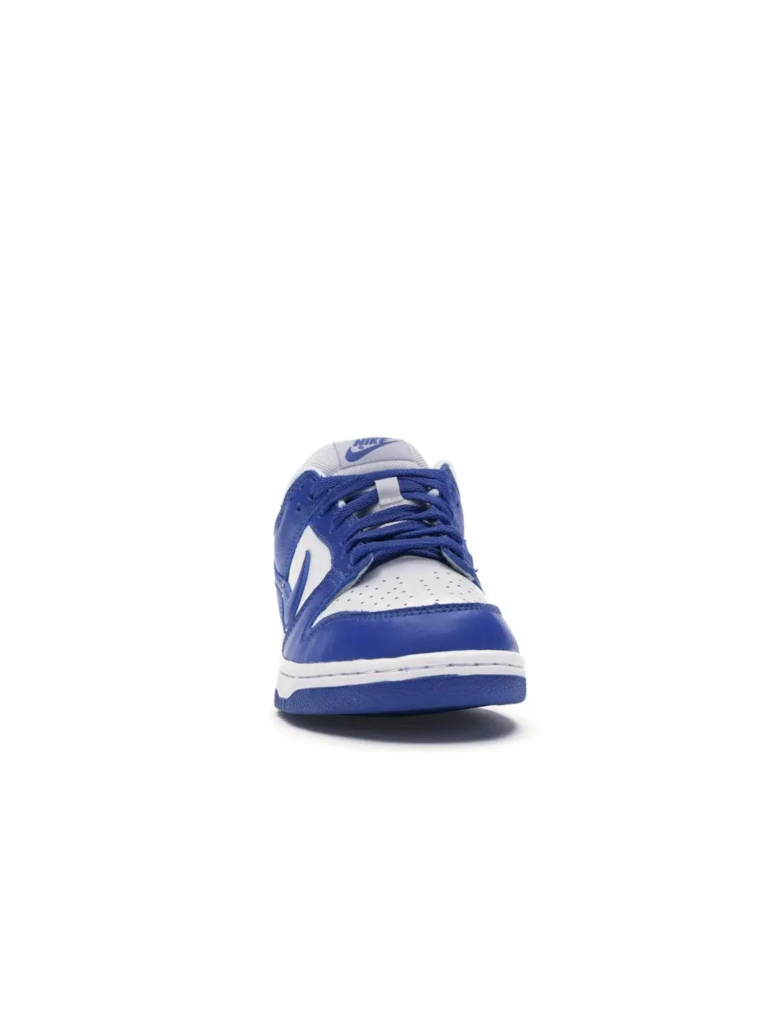 Мужские кроссовки с кожаным верхом Nike Dunk Low SP Nike — изображение 2 из 4, белый