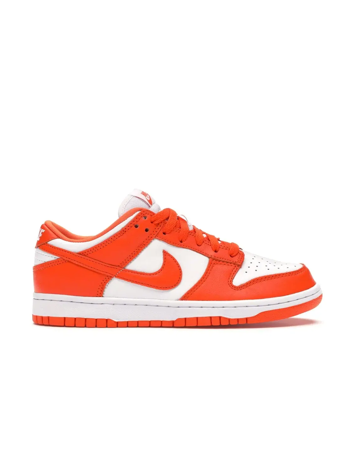 Мужские кроссовки с кожаным верхом Nike Dunk Low SP Nike — изображение 1 из 4, белый/оранжевый