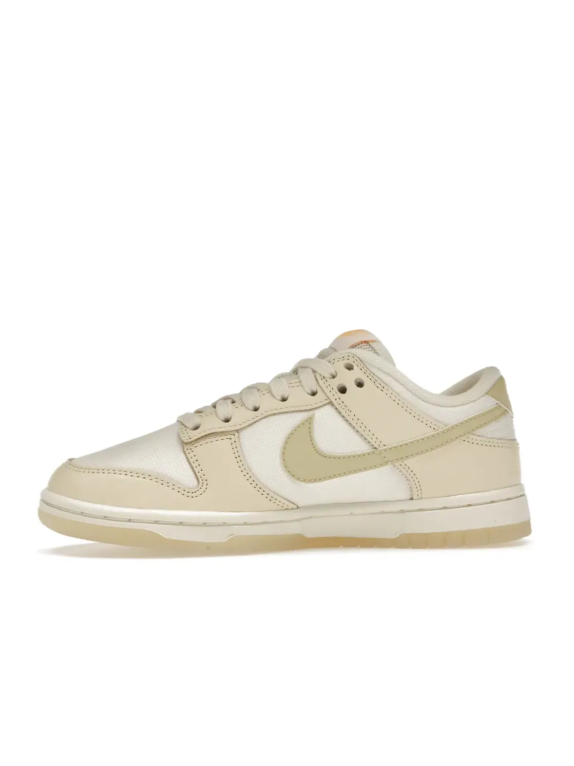 Женские кроссовки Nike Dunk Low — изображение 3 из 4