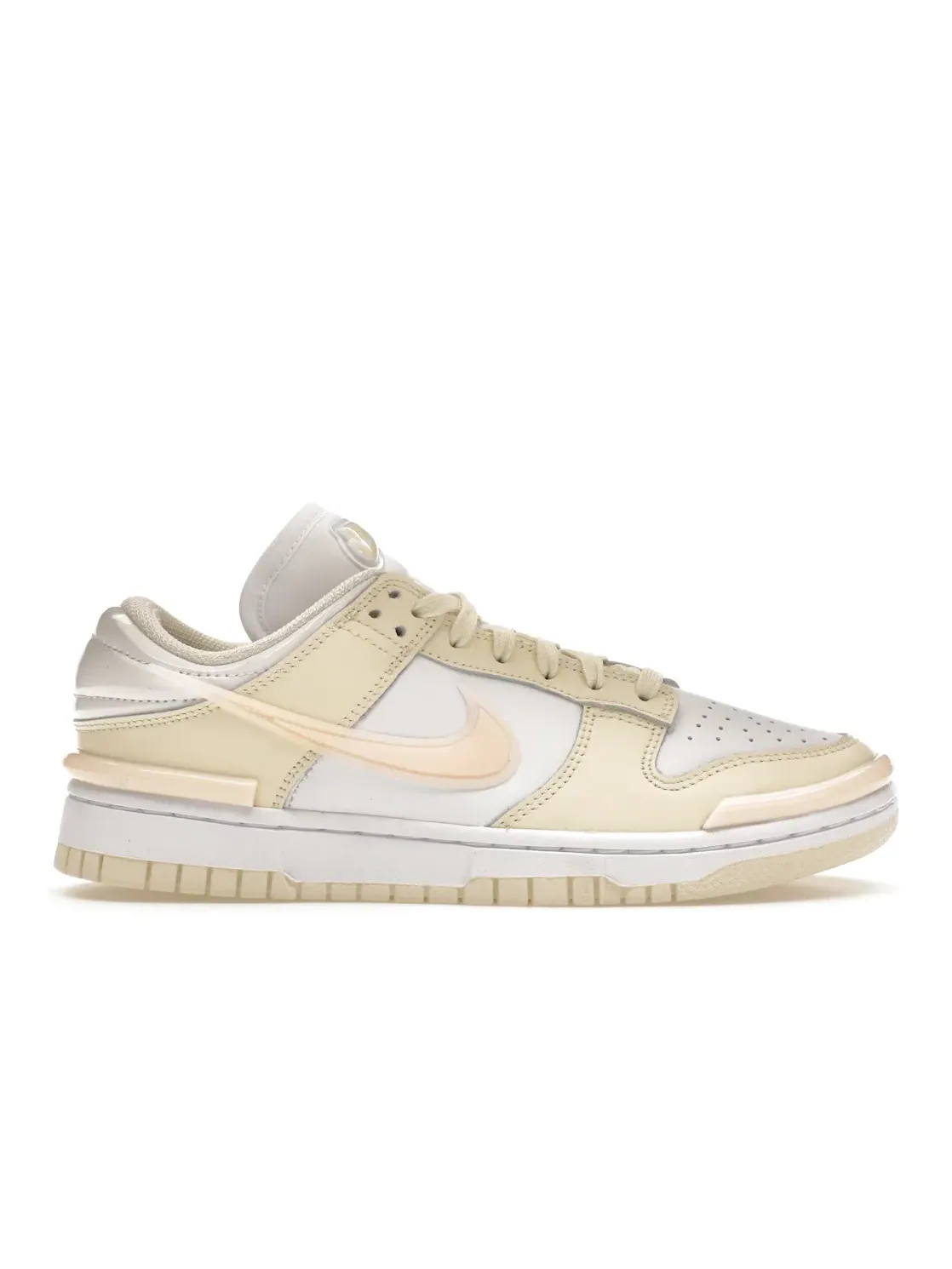 Женские кроссовки с контрастными вставками Nike Dunk Low Twist Nike — изображение 1 из 4, белый