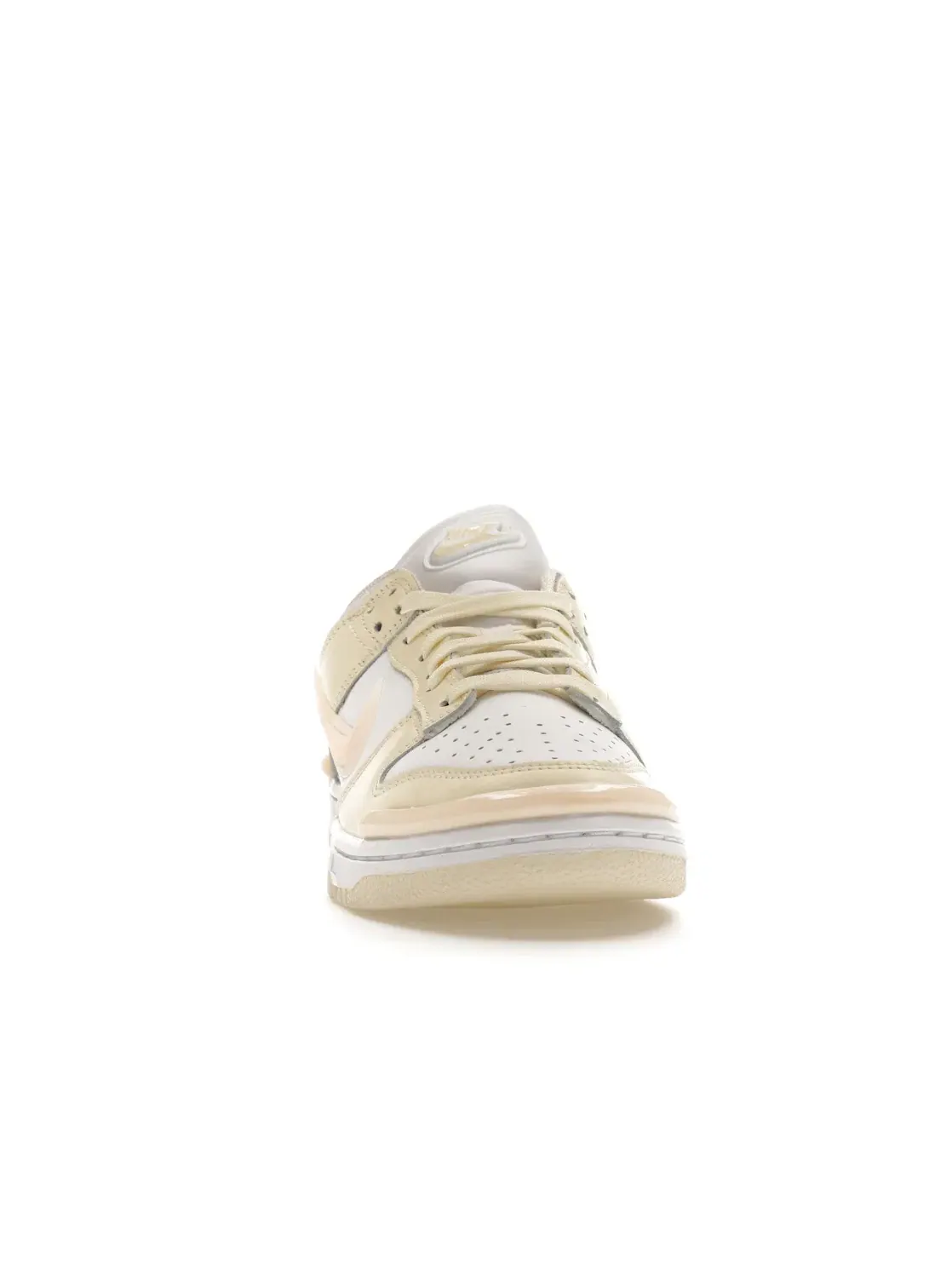 Женские кроссовки с контрастными вставками Nike Dunk Low Twist Nike — изображение 2 из 4, белый