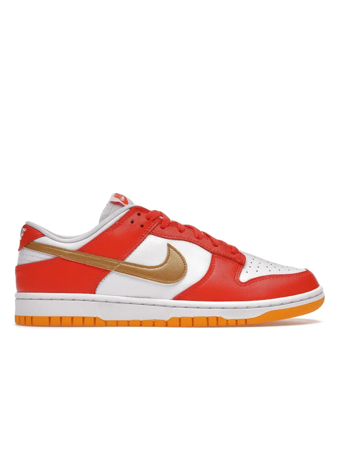 Женские кроссовки Lifestyle с оранжевыми накладками Nike Dunk Low — изображение 1 из 4