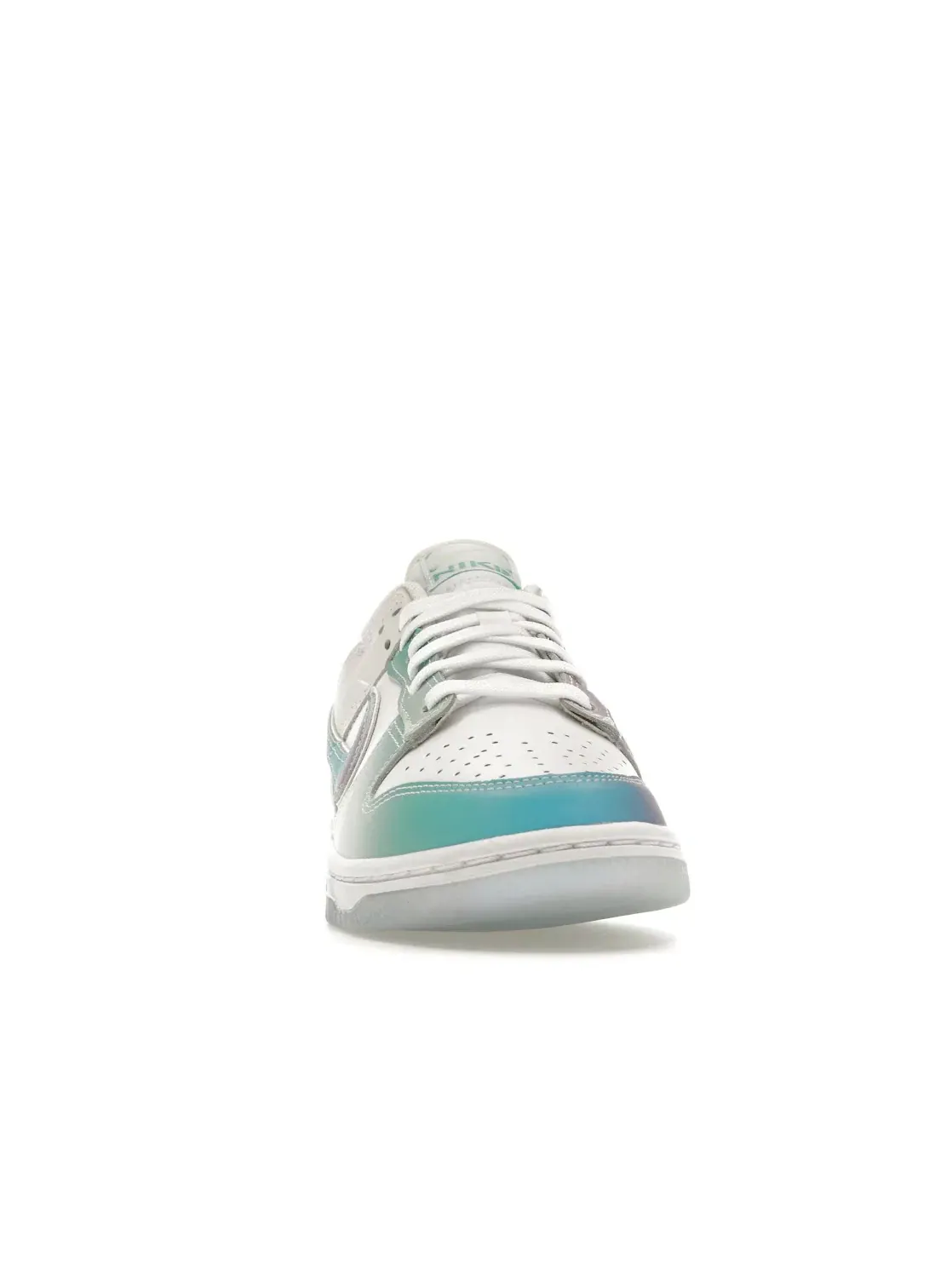 Женские кроссовки с переливающимся эффектом Nike Dunk Low Nike — изображение 2 из 4