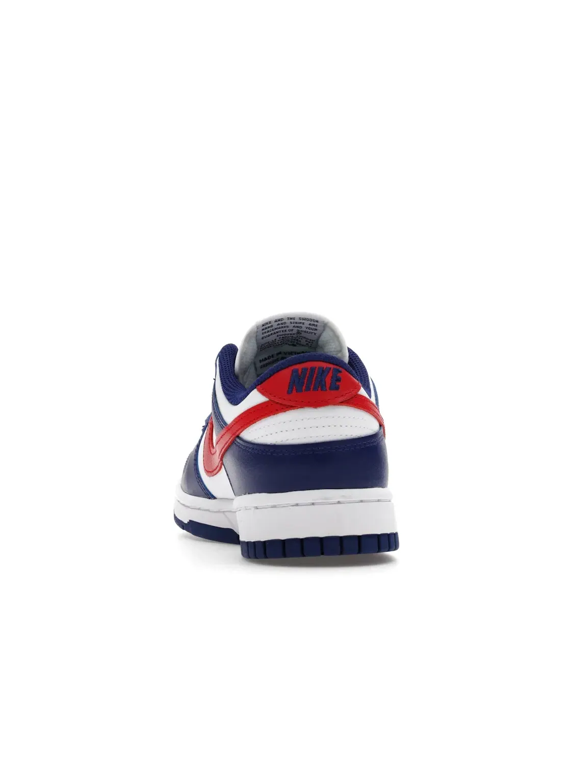 Женские кроссовки Lifestyle с кожаным верхом Nike Dunk Low — изображение 4 из 4, белый/-красный