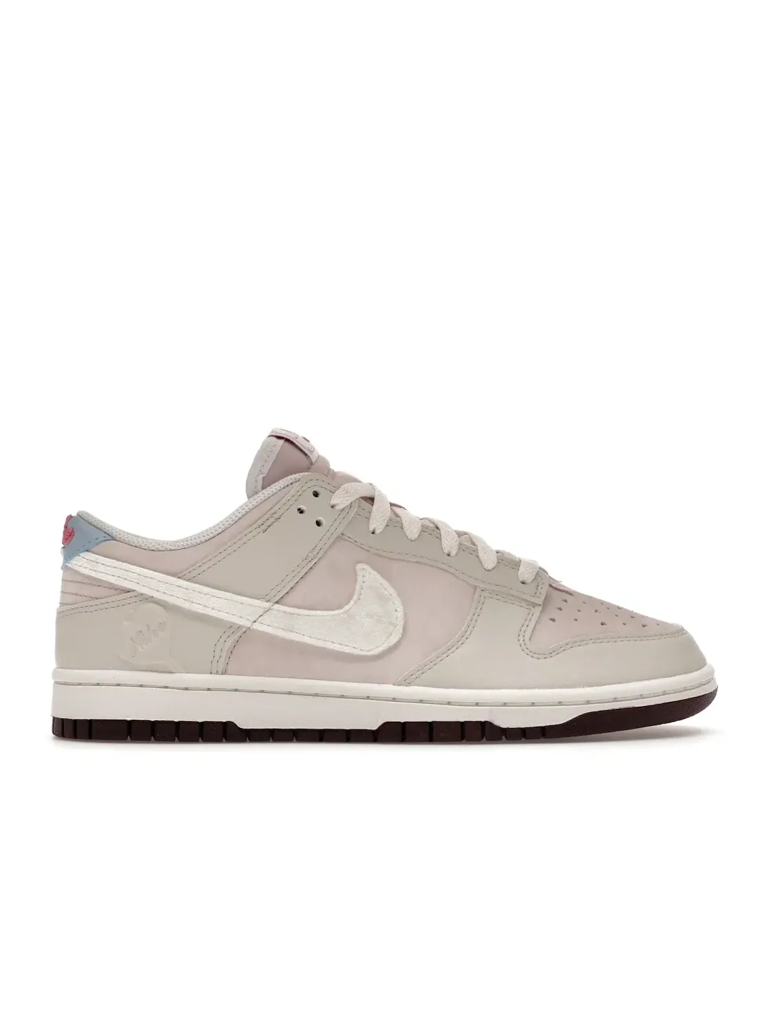 Женские кроссовки Lifestyle Nike Dunk Low — изображение 1 из 4