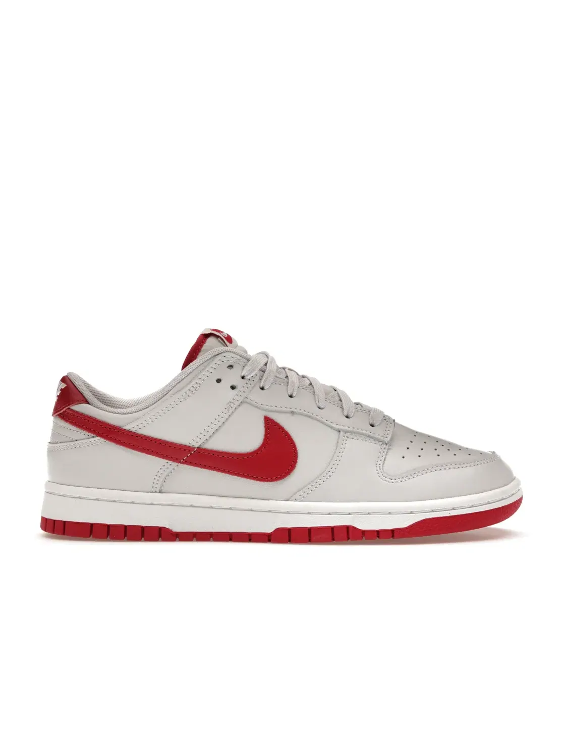Мужские кроссовки с кожаным и синтетическим верхом Nike Dunk Low Nike — изображение 1 из 4, серый/красный-белый
