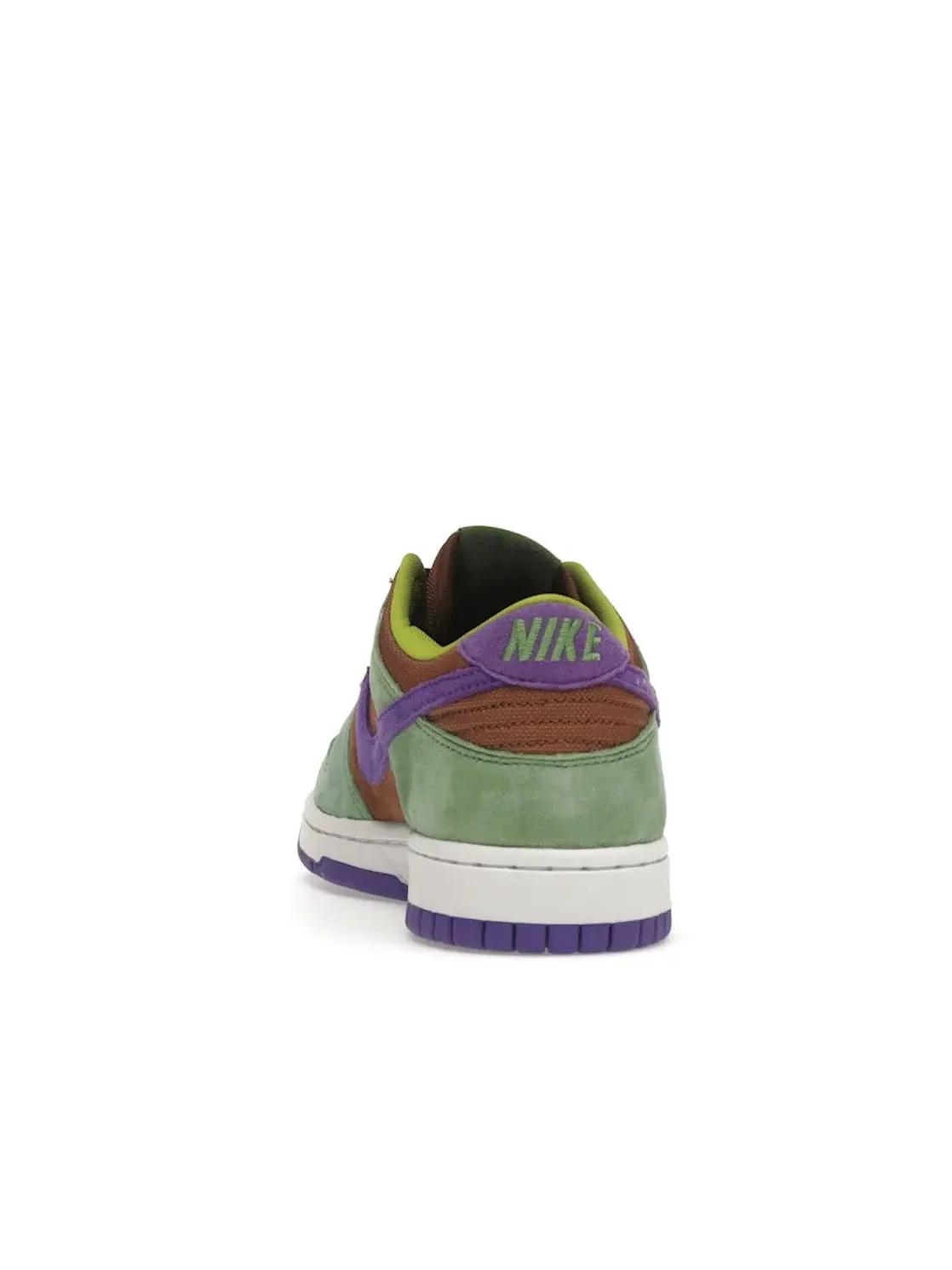 Мужские кроссовки с замшевым верхом Nike Dunk Low — изображение 4 из 4