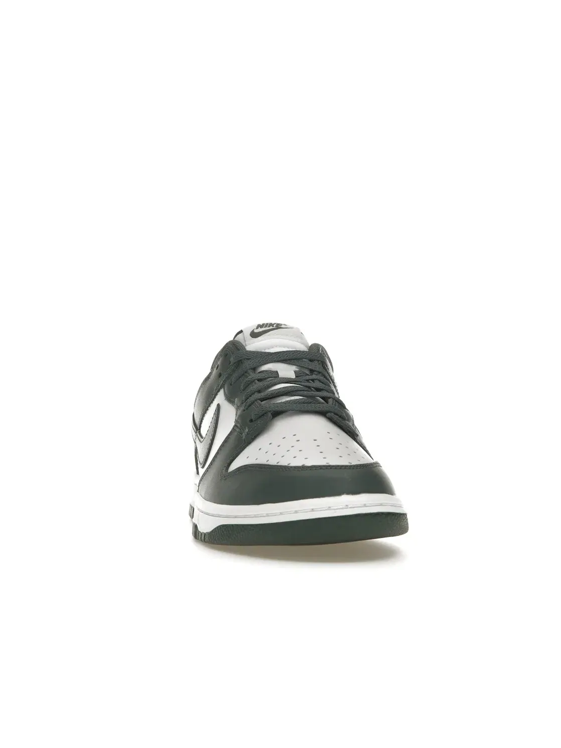 Мужские кроссовки с кожаным верхом Nike Dunk Low — изображение 2 из 4