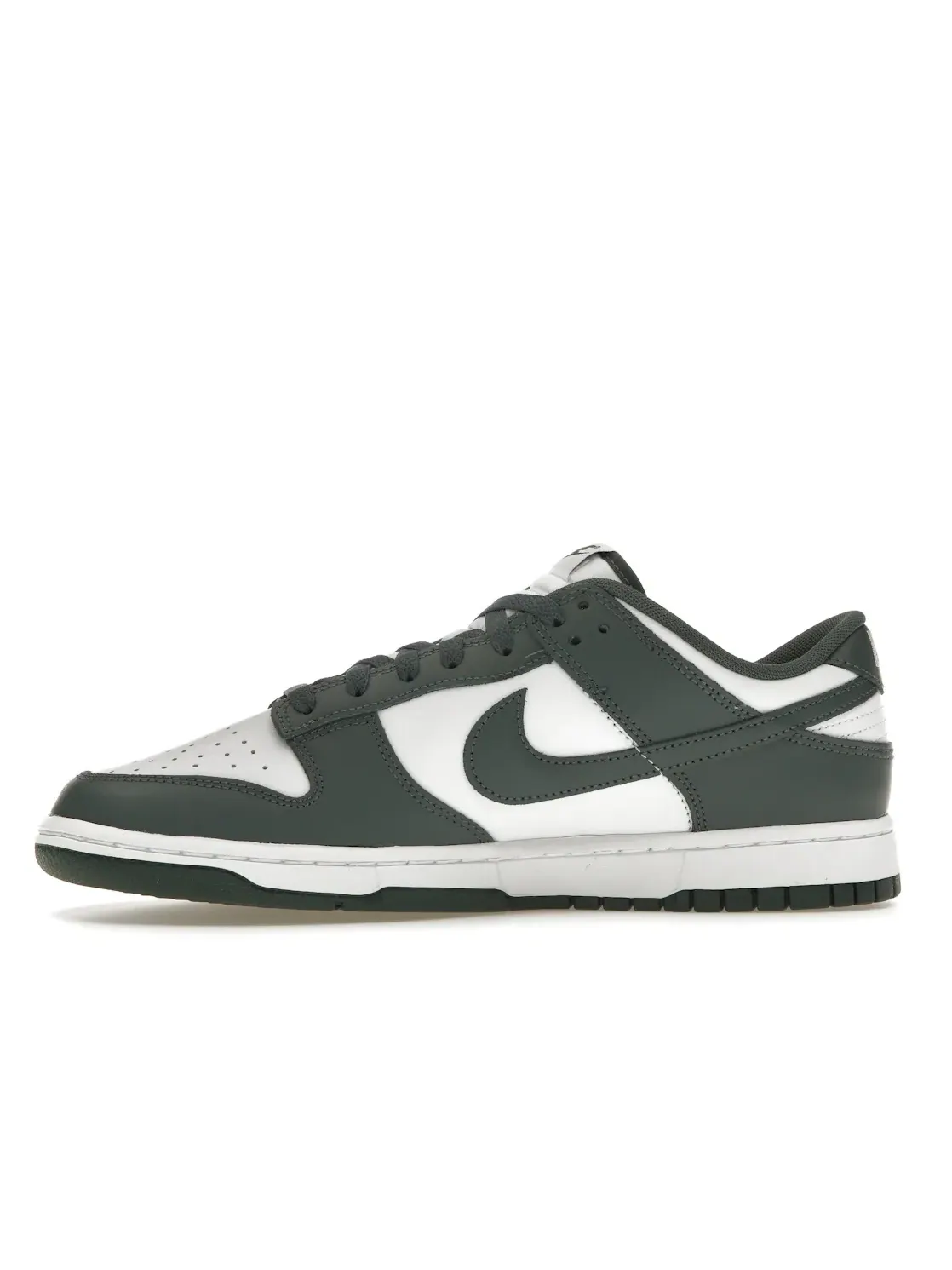 Мужские кроссовки с кожаным верхом Nike Dunk Low — изображение 3 из 4