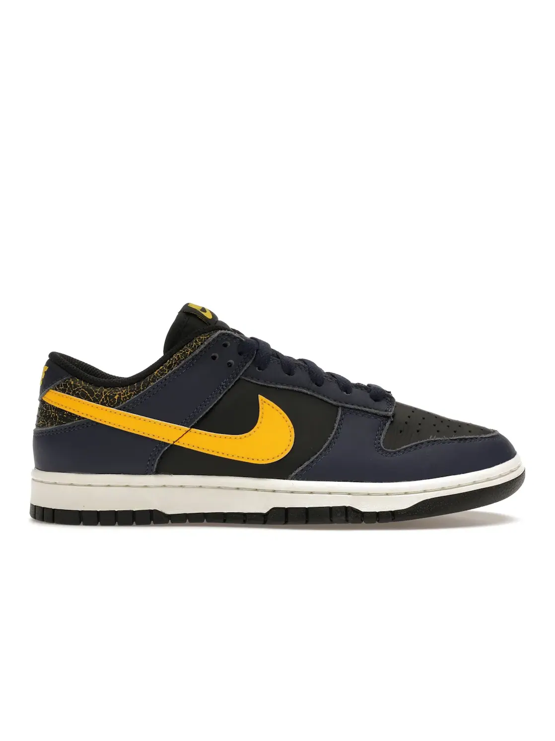 Мужские кроссовки с кожаным верхом Nike Dunk Low — изображение 1 из 4