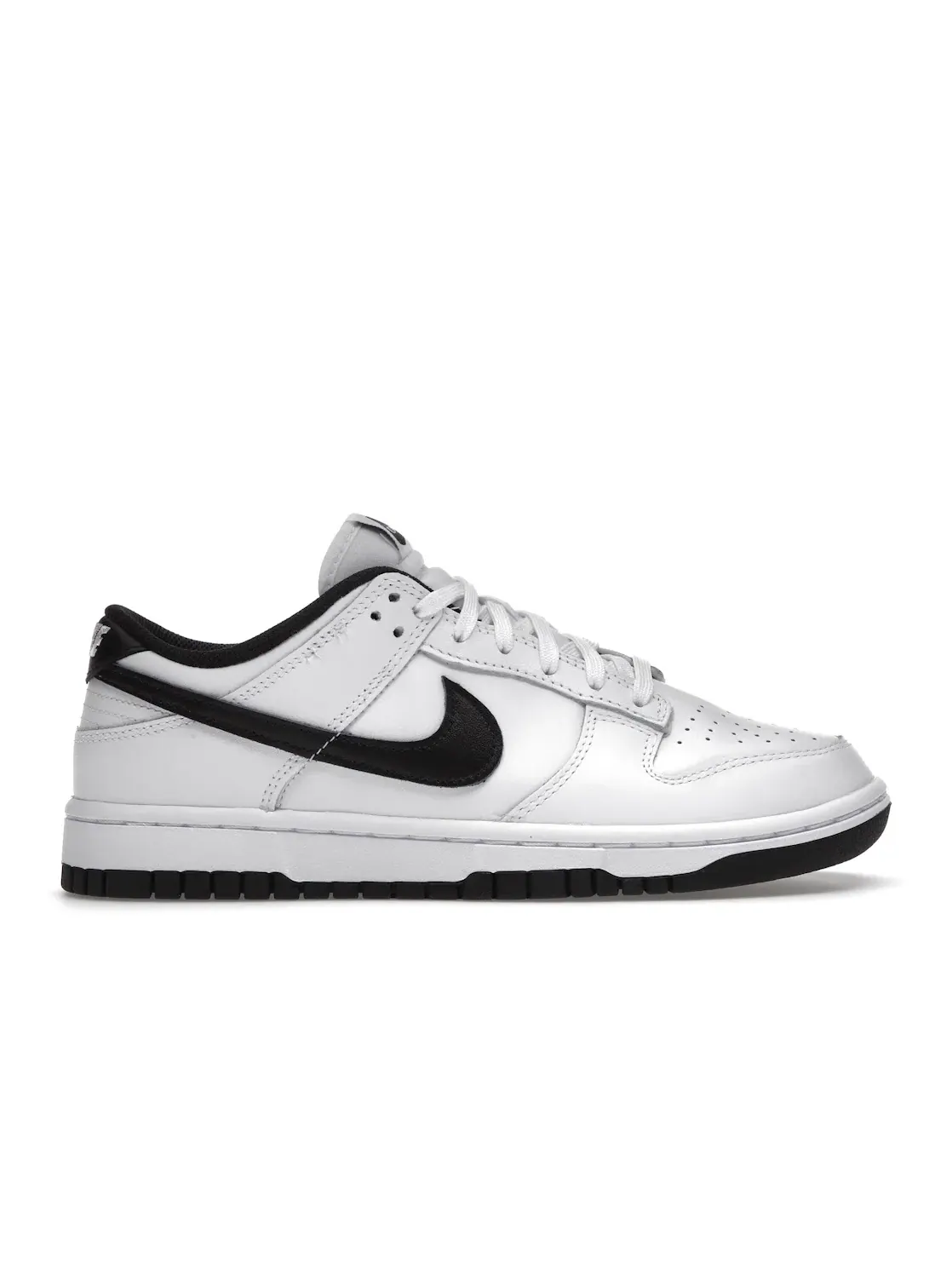Женские кроссовки Lifestyle Nike Dunk Low — изображение 1 из 4, белый/черный