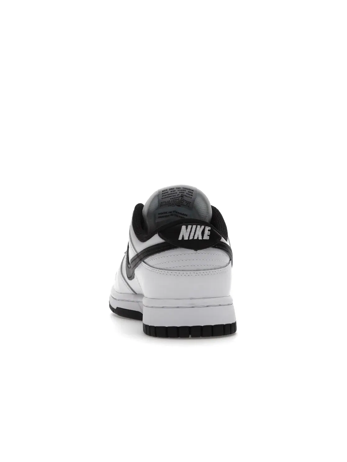 Женские кроссовки Lifestyle Nike Dunk Low — изображение 4 из 4, белый/черный