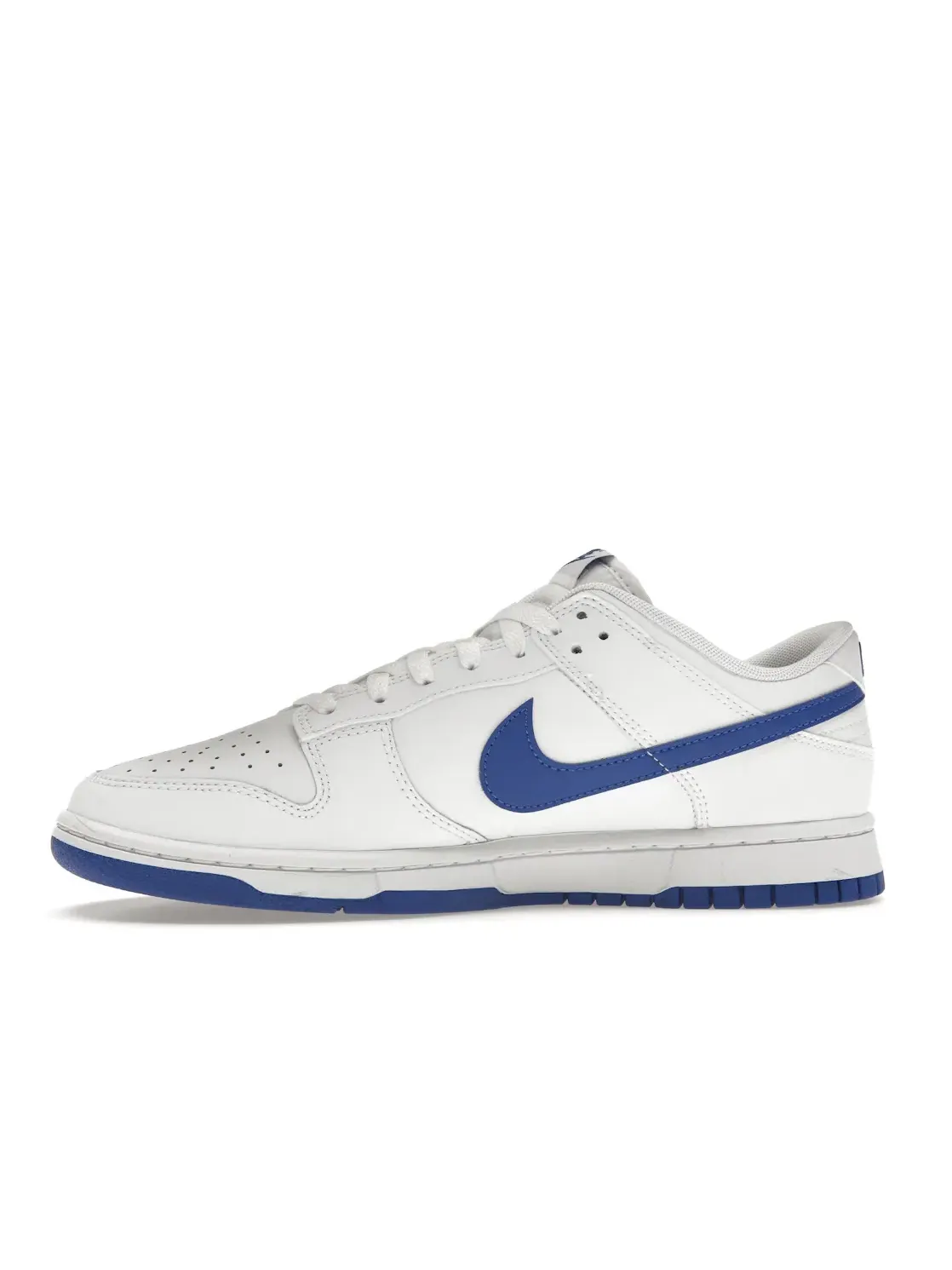 Мужские кроссовки с ретро-расцветкой Nike Dunk Low — изображение 3 из 3, белый