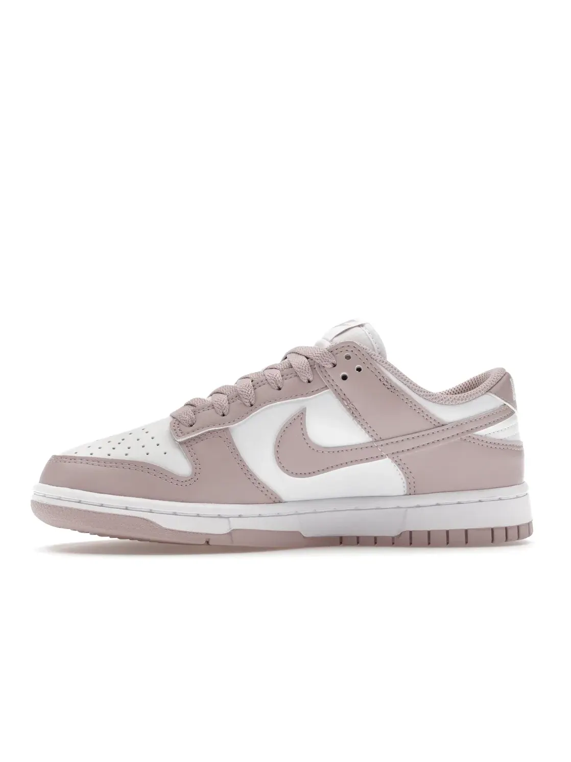 Женские кроссовки Lifestyle Nike Dunk Low — изображение 3 из 4, белый/белый/розовый