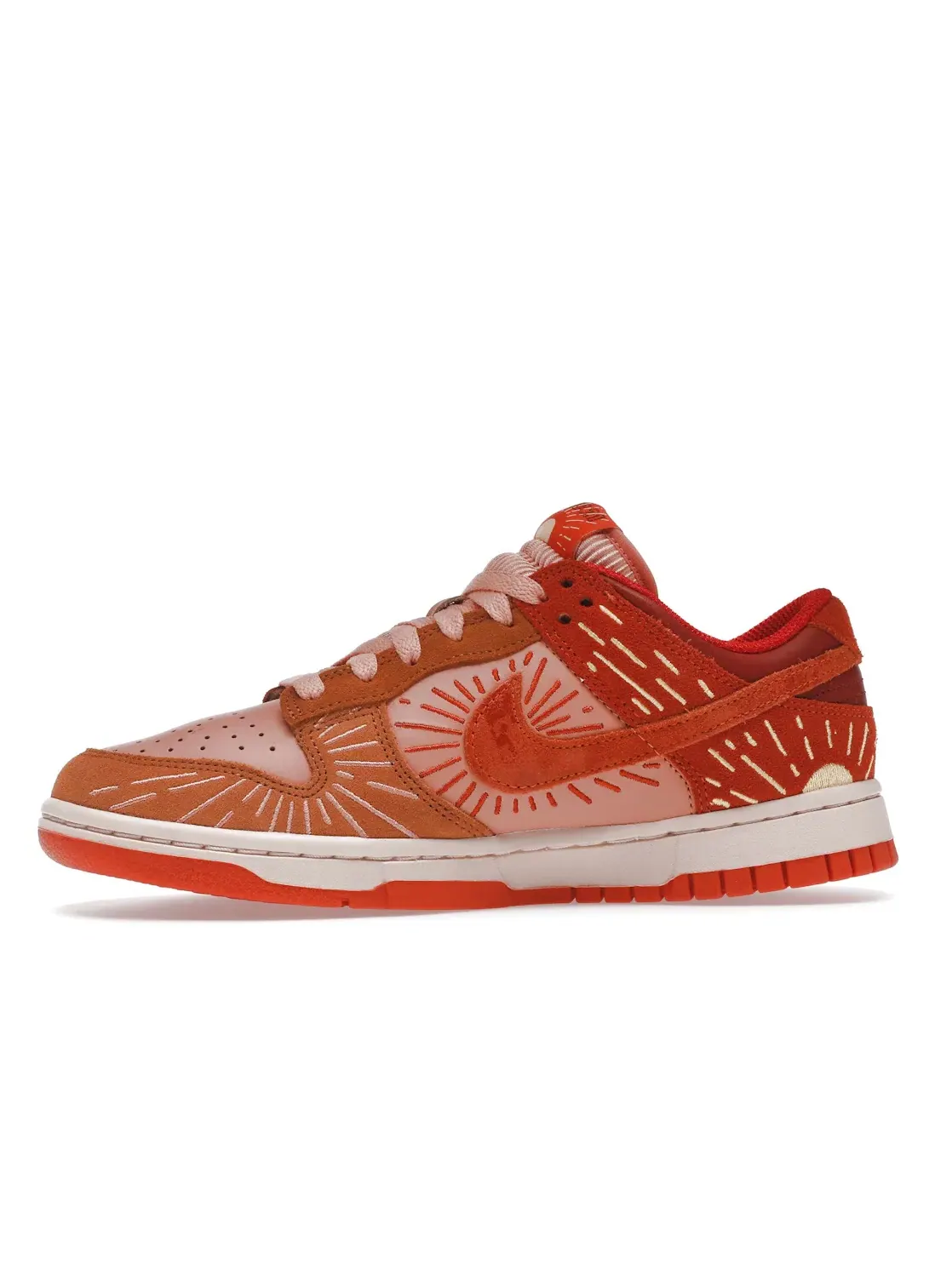 Женские кроссовки Lifestyle с вышивкой Nike Dunk Low NH — изображение 3 из 4, оранжевый/оранжевый