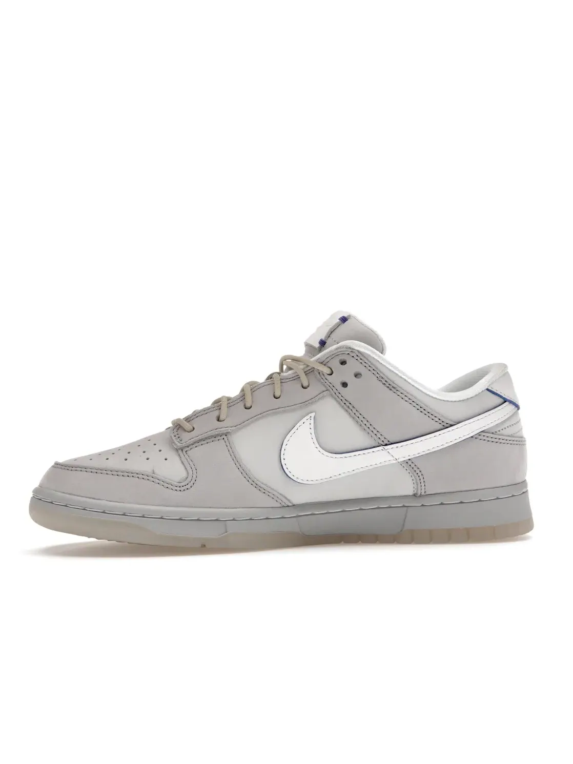 Мужские кроссовки Lifestyle Nike Dunk Low — изображение 3 из 4, платиновый/белый-серый