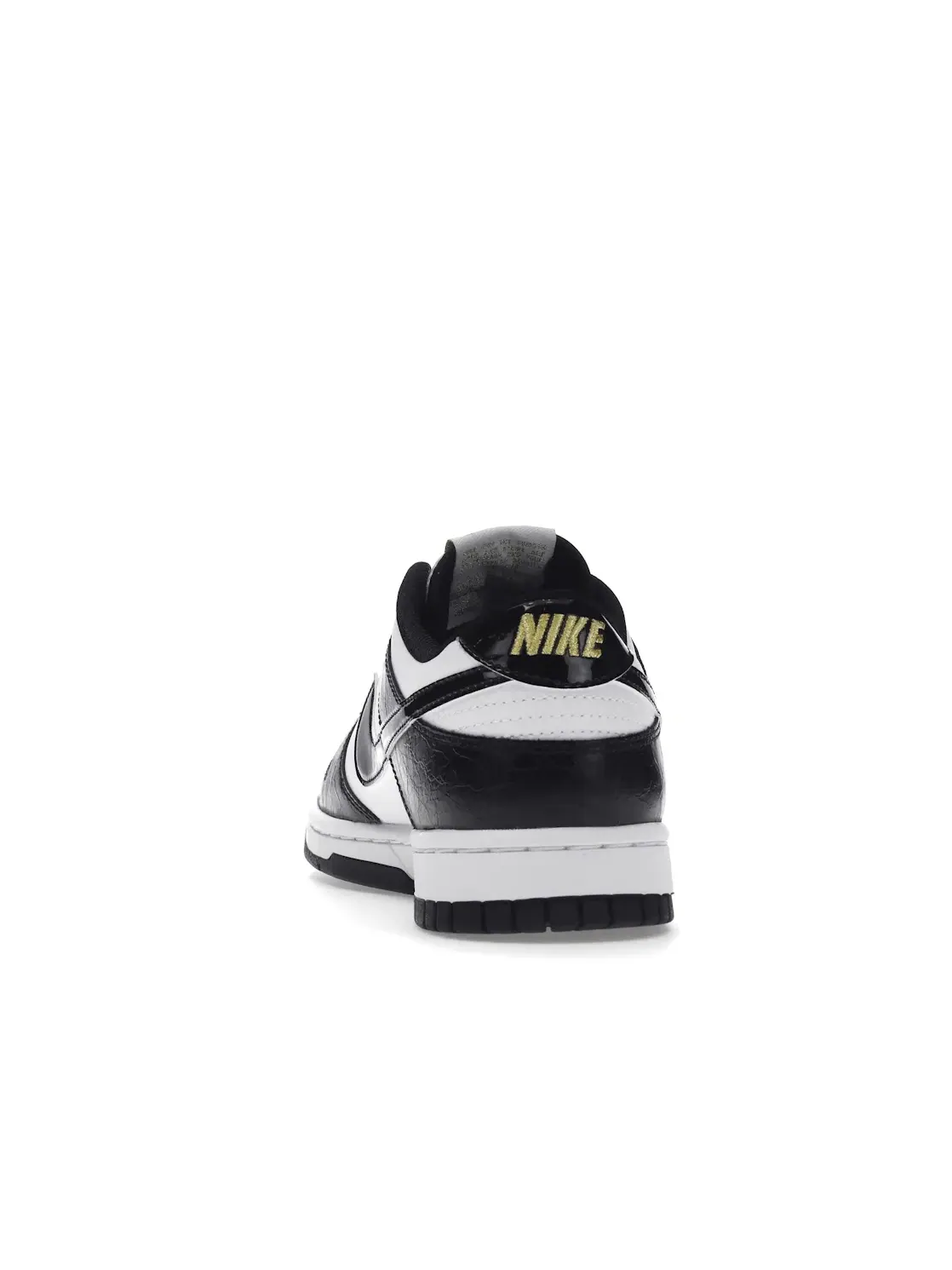 Мужские кроссовки с текстурной кожей Nike Dunk Low SE — изображение 4 из 4, белый/черный