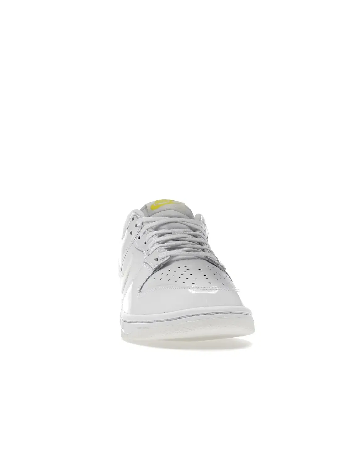 Женские кроссовки с принтом Nike Dunk Low Valentine's Day Yellow Heart Nike — изображение 2 из 4, белый//желтый