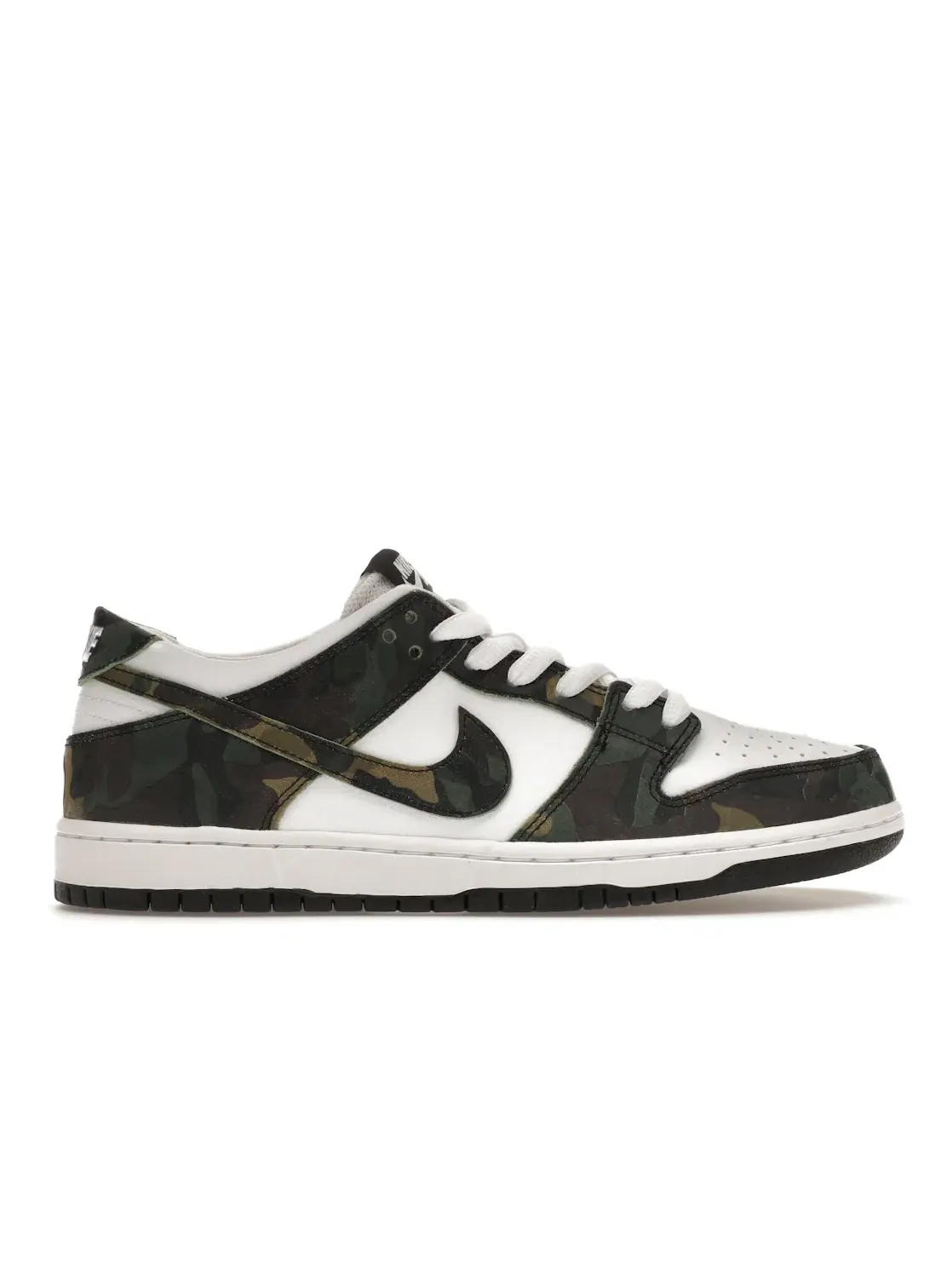 Мужские кроссовки с камуфляжным принтом Nike SB Dunk Low Nike — изображение 1 из 4, зеленый/белый-черный