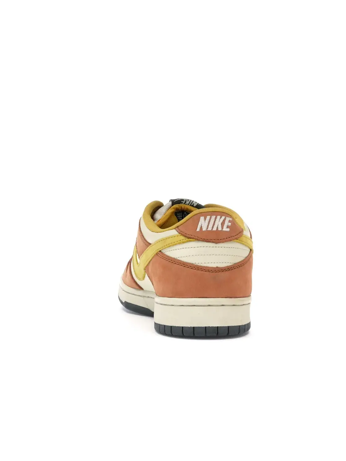 Мужские кроссовки с низким верхом Nike SB Dunk Low Nike — изображение 4 из 4, желтый