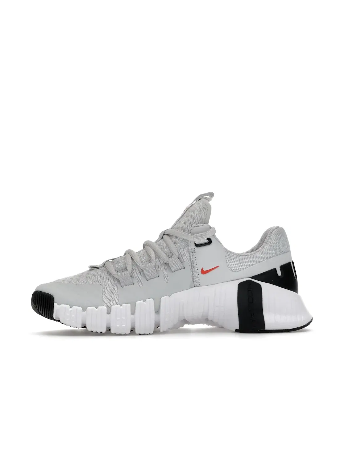 Женские кроссовки для тренировок Nike Free Metcon 5 — изображение 3 из 4, красный/черный