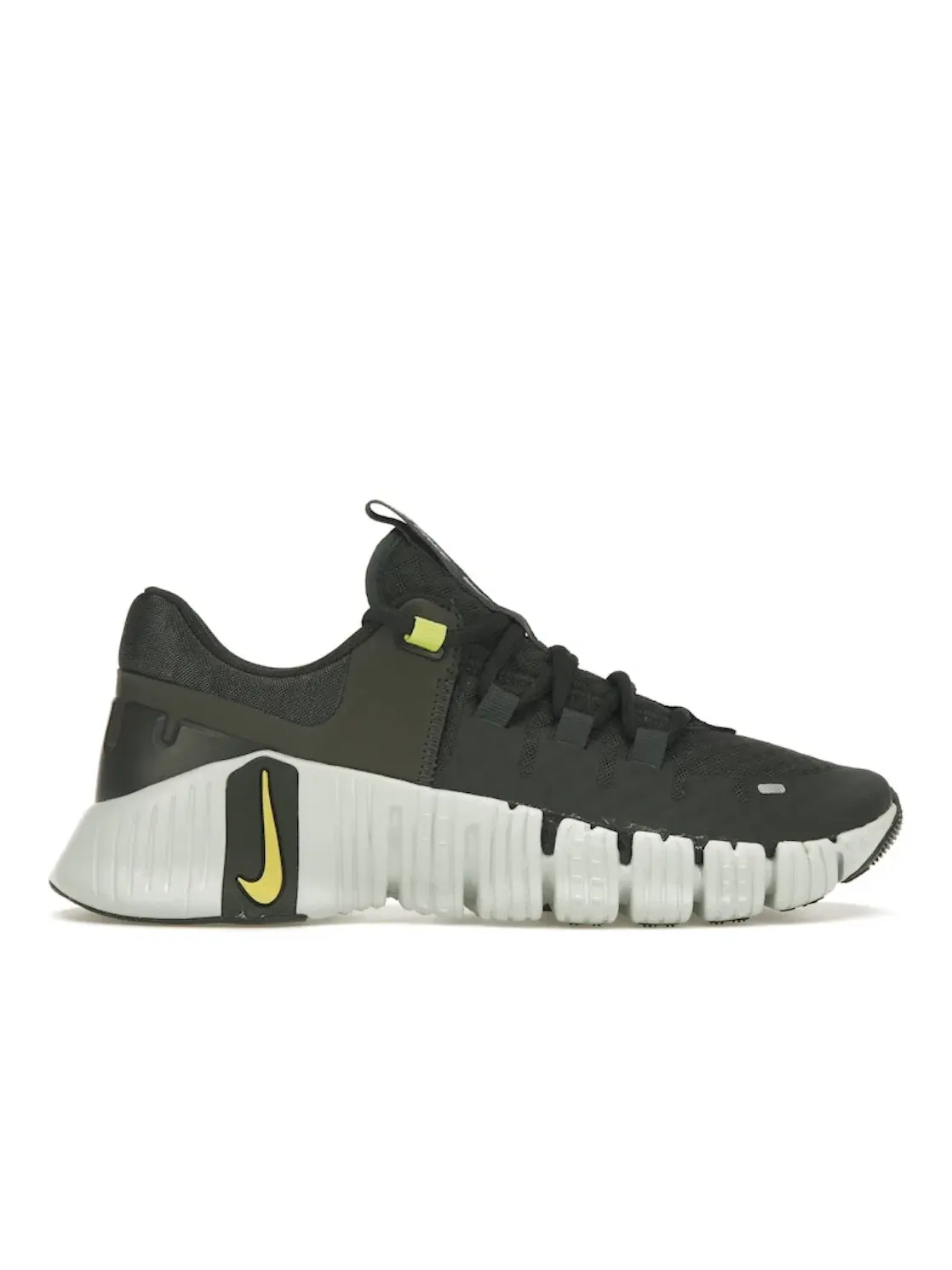 Мужские кроссовки для тренировок Nike Free Metcon 5 — изображение 1 из 4, светлый серебристый