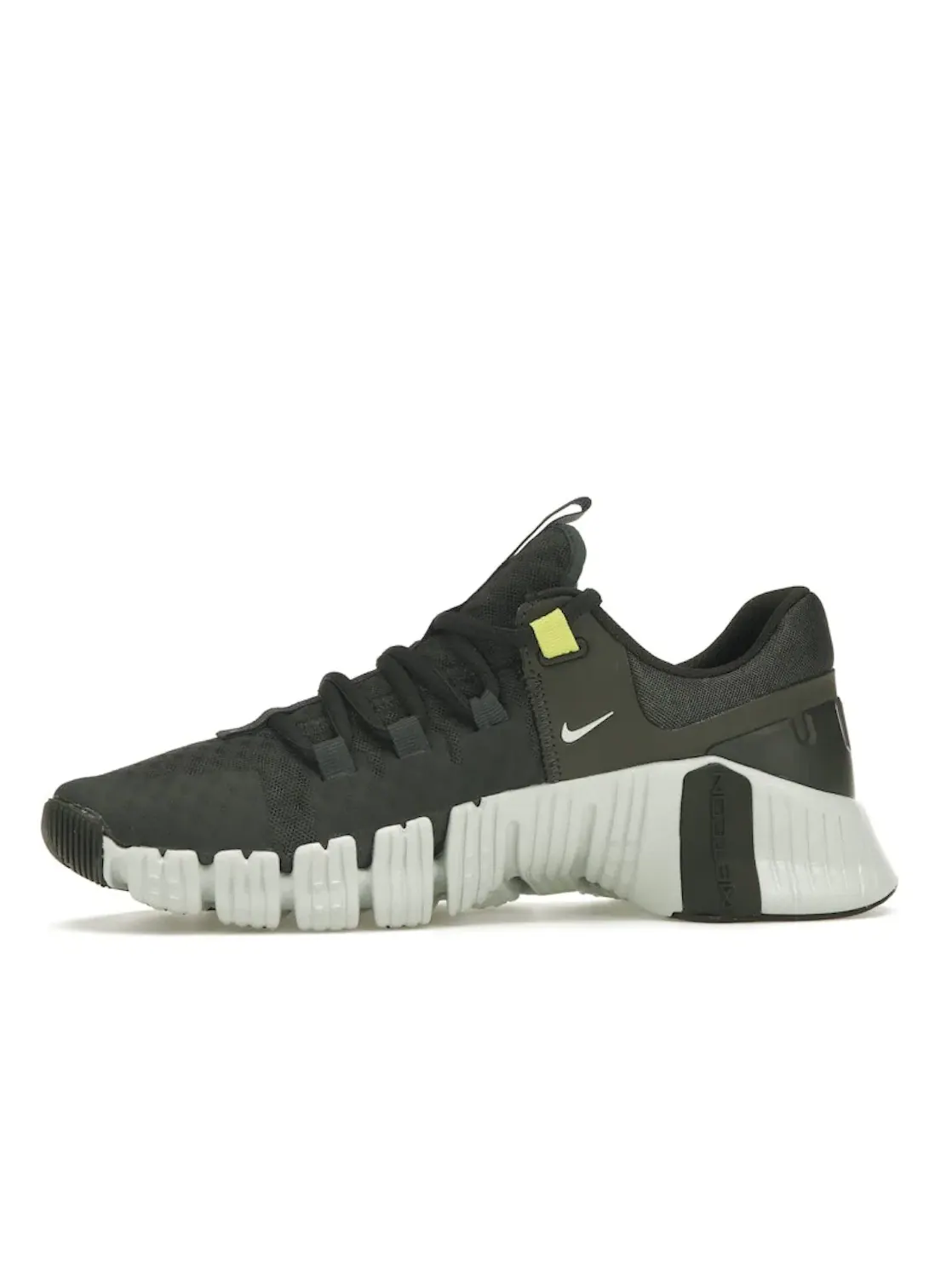 Мужские кроссовки для тренировок Nike Free Metcon 5 — изображение 3 из 4, светлый серебристый