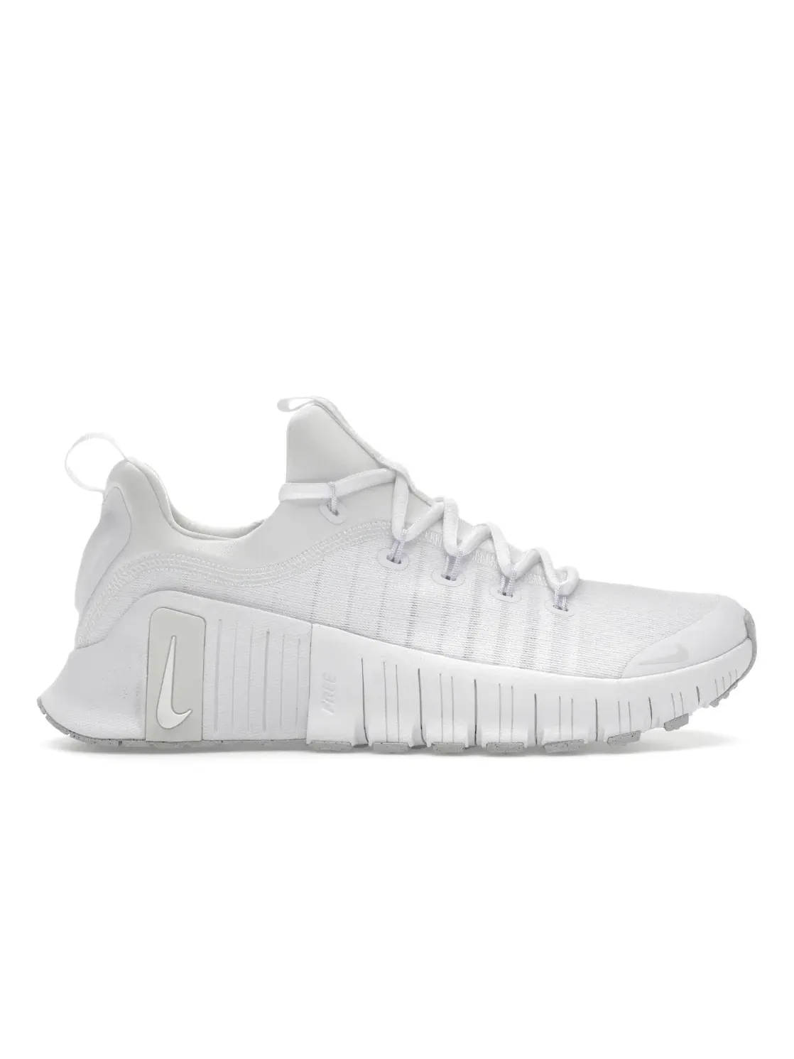 Женские кроссовки для тренировок с гибкой подошвой Nike Free Metcon 6 — изображение 1 из 4, белый/платиновый