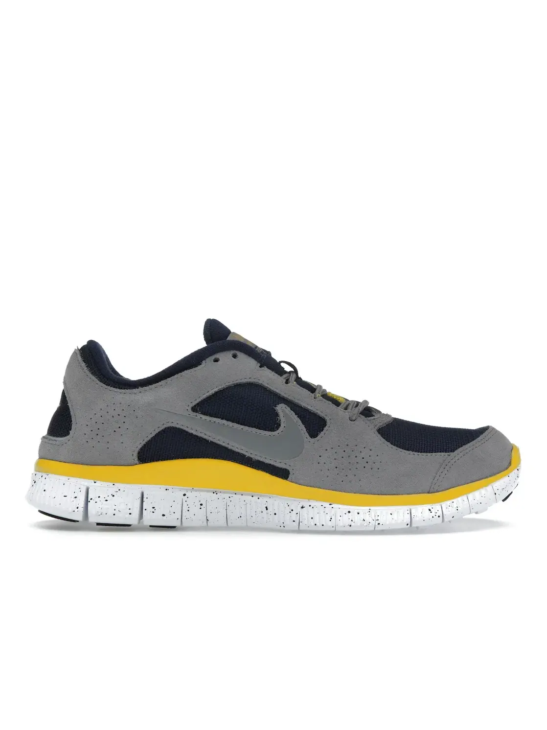 Мужские кроссовки Lifestyle Nike Free Run 3 EXT — изображение 1 из 4, серый
