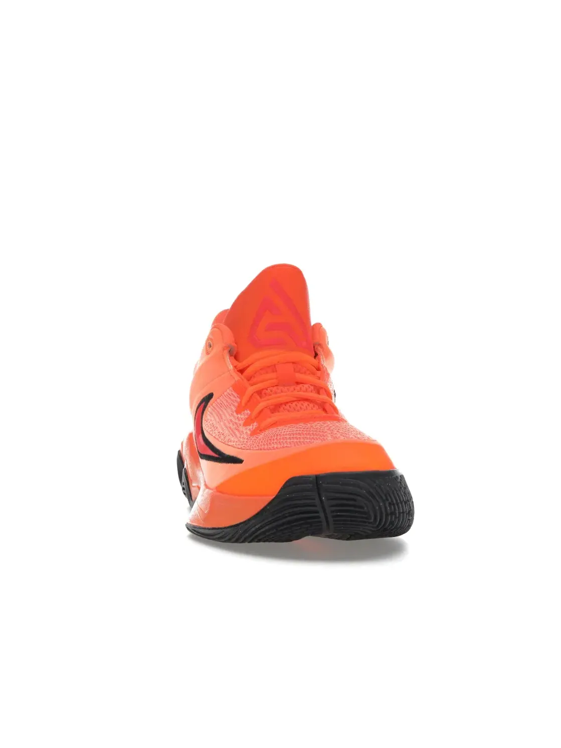 Мужские кроссовки Lifestyle Nike Giannis Immortality 4 — изображение 2 из 4
